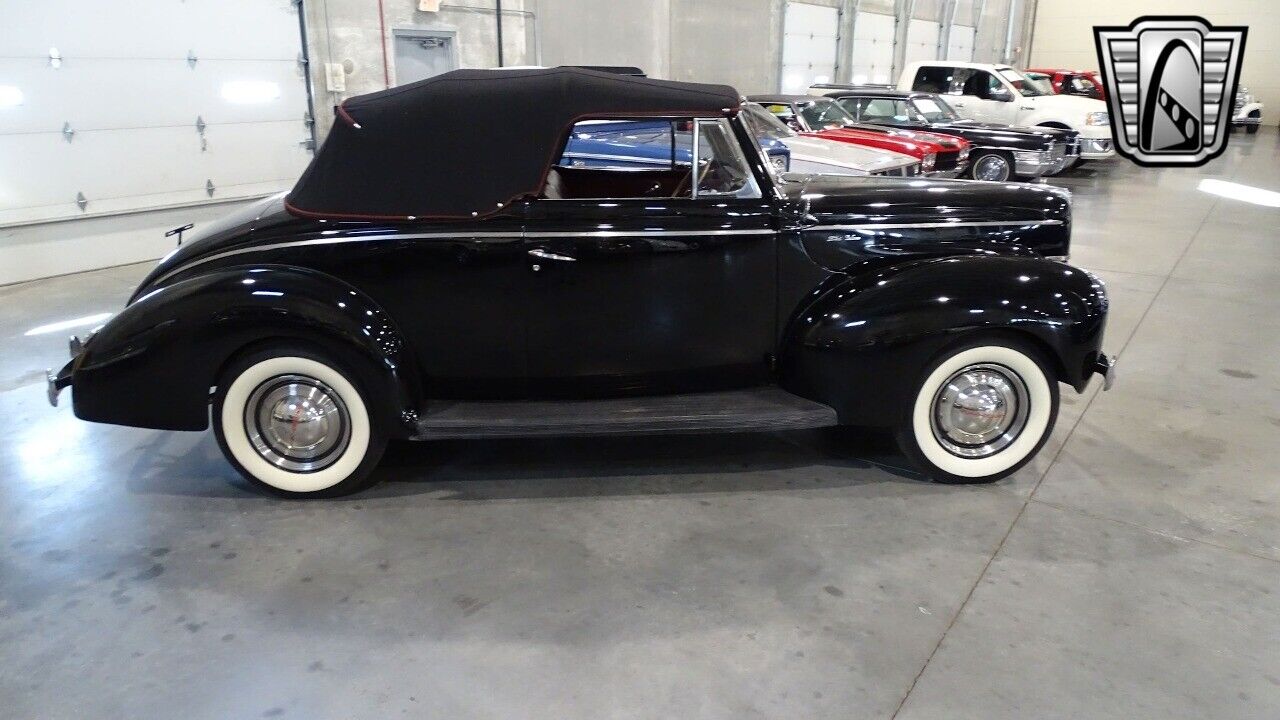 Ford-Deluxe-1940-11