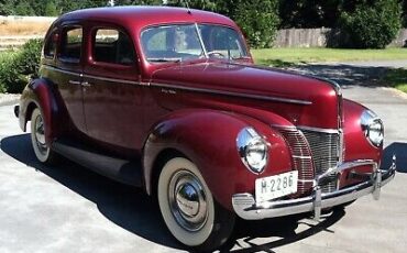 Ford-Deluxe-1940-3