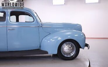 Ford-Deluxe-1940-7