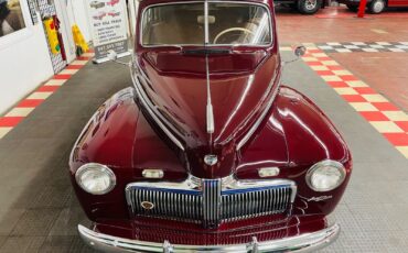 Ford-Deluxe-1942-6