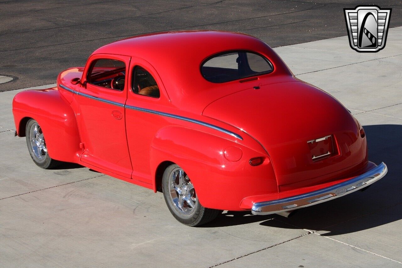 Ford-Deluxe-1948-11