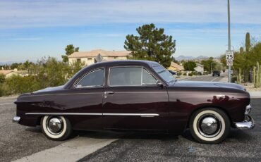 Ford-Deluxe-1949-7