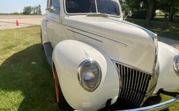 Ford-Deluxe-Berline-1939-12