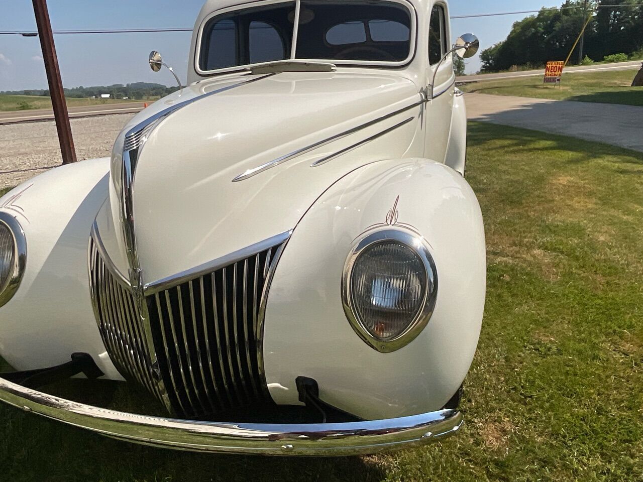 Ford-Deluxe-Berline-1939-13