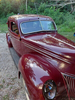 Ford-Deluxe-Berline-1939-8