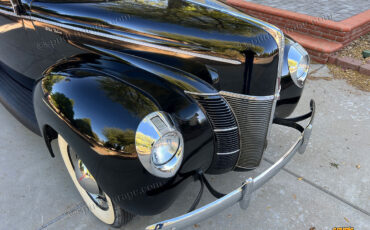 Ford-Deluxe-Berline-1940-5