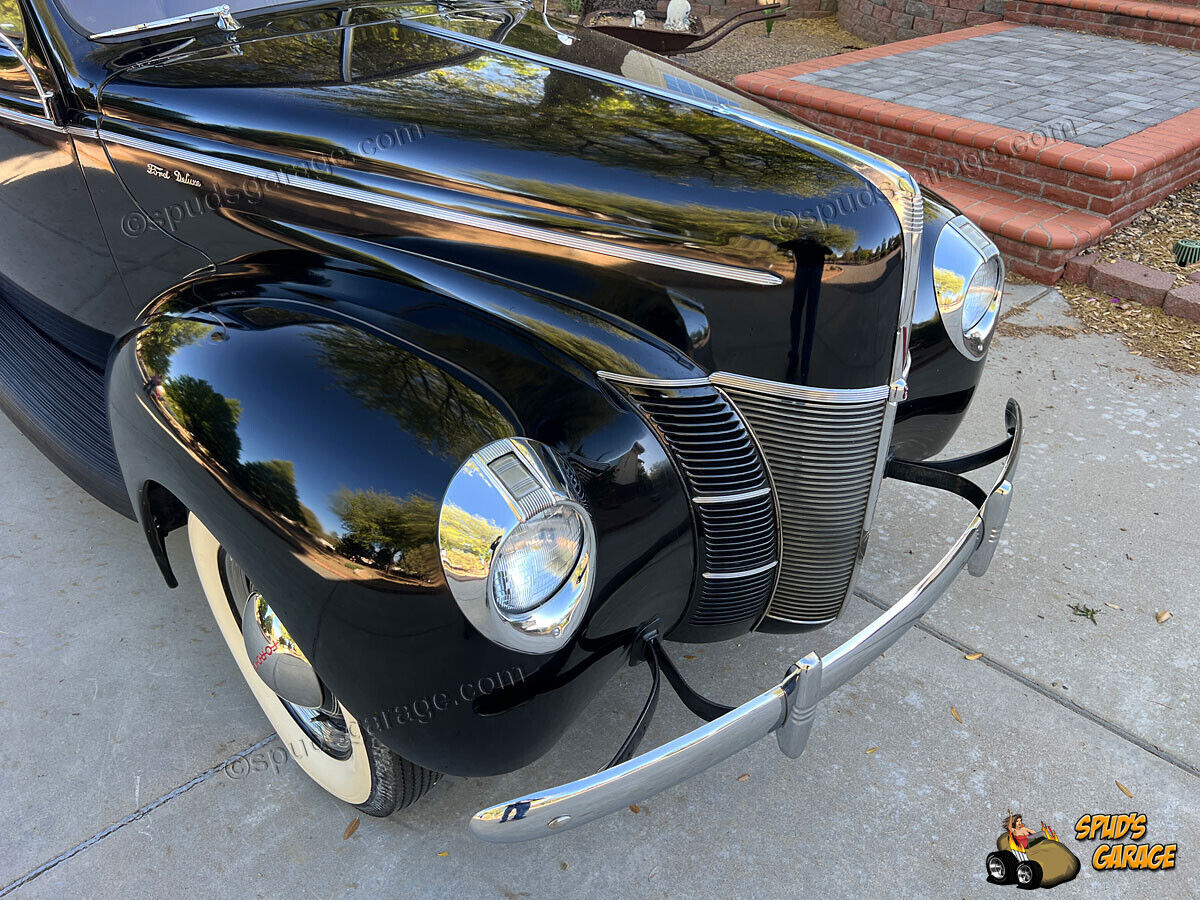 Ford-Deluxe-Berline-1940-5