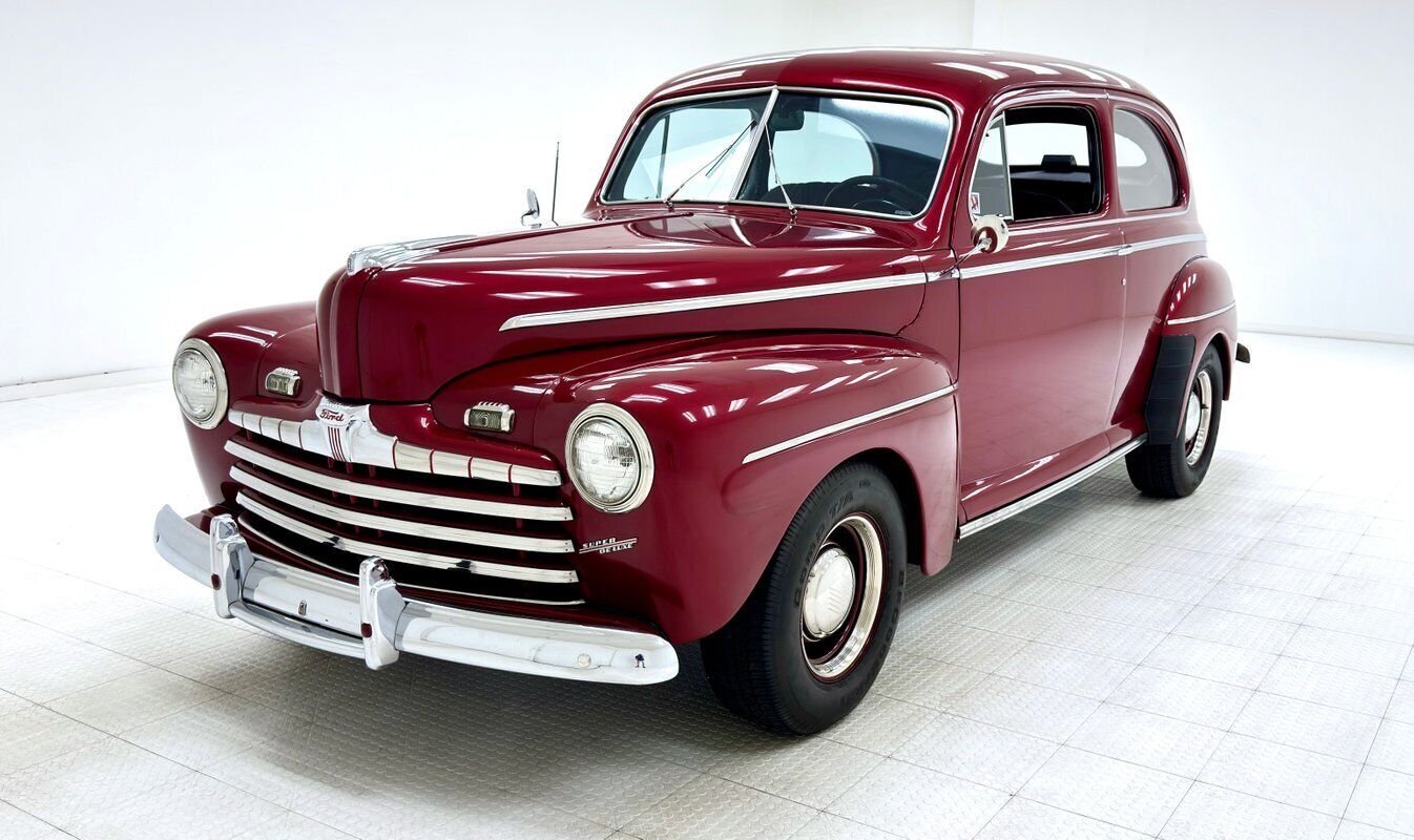 Ford Deluxe Berline 1947 à vendre