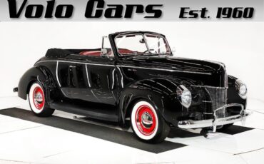 Ford-Deluxe-Cabriolet-1940