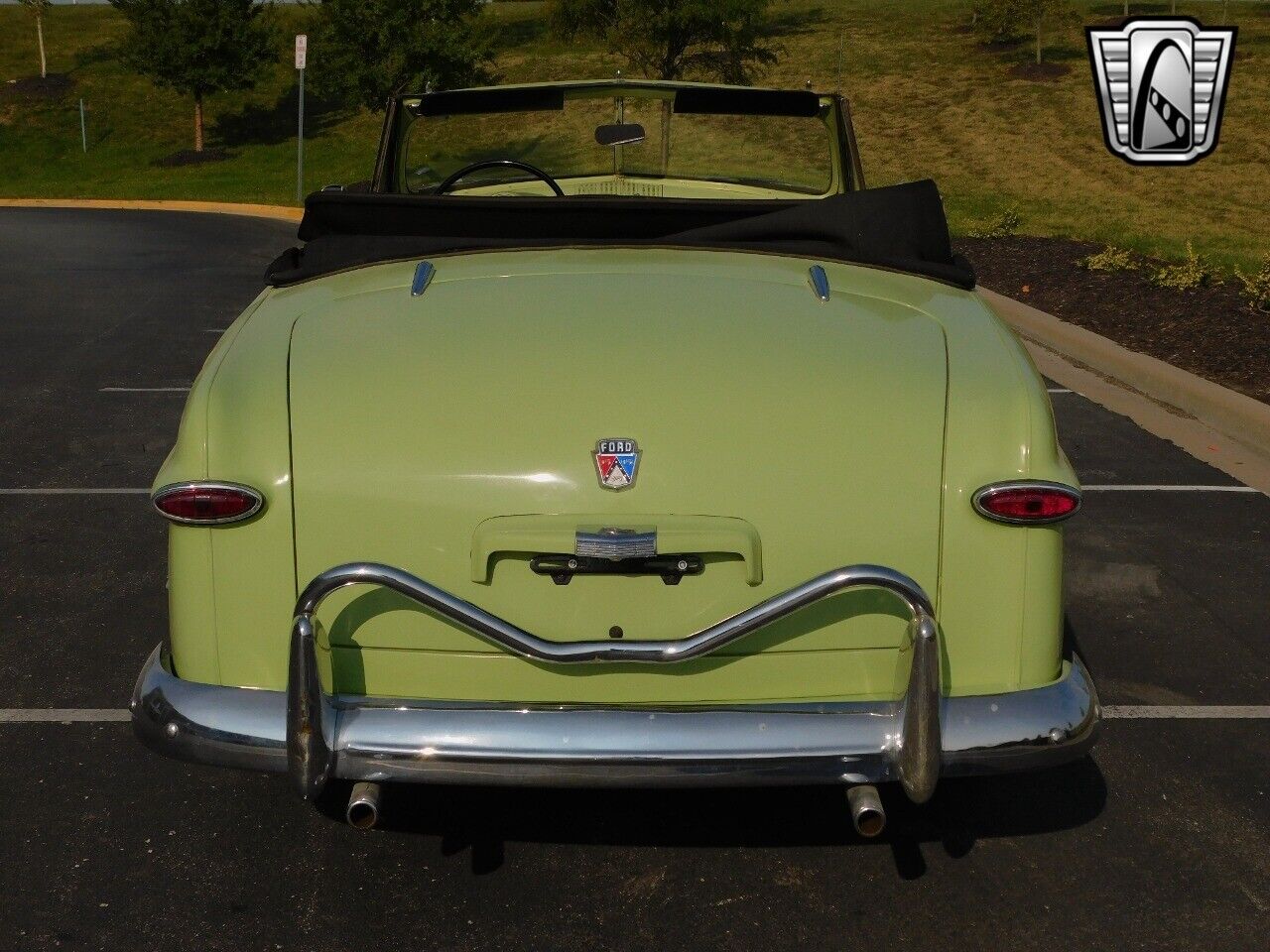 Ford-Deluxe-Cabriolet-1950-4