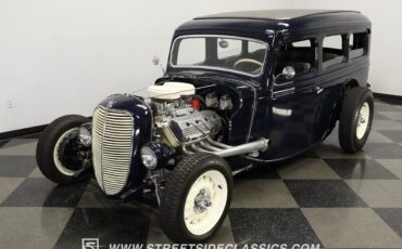 Ford-Deluxe-Coupe-1935-17