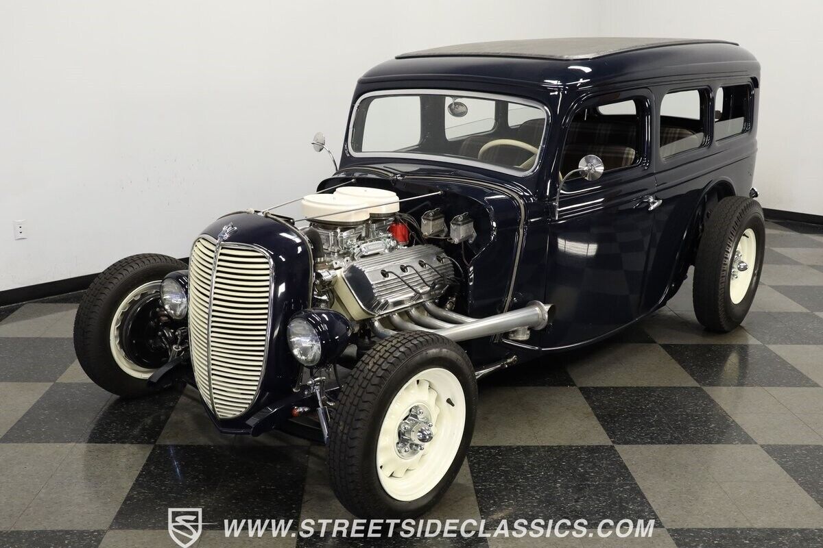 Ford-Deluxe-Coupe-1935-17