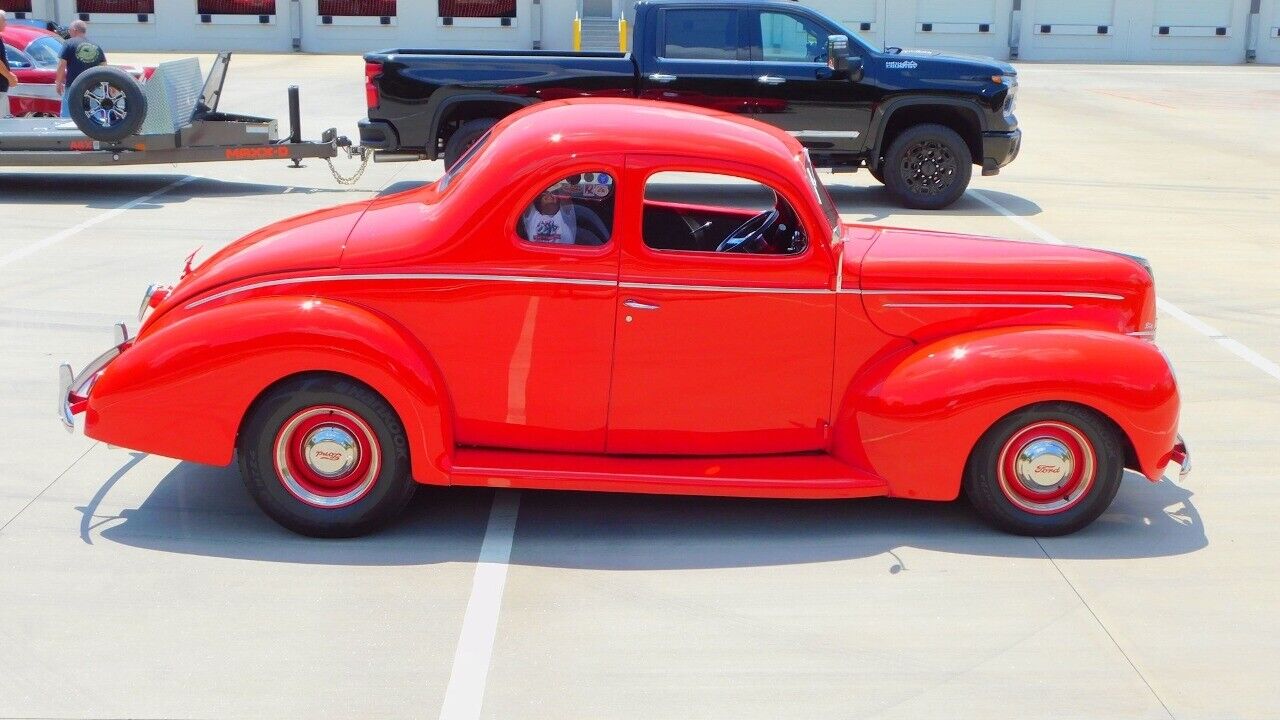 Ford-Deluxe-Coupe-1939-8