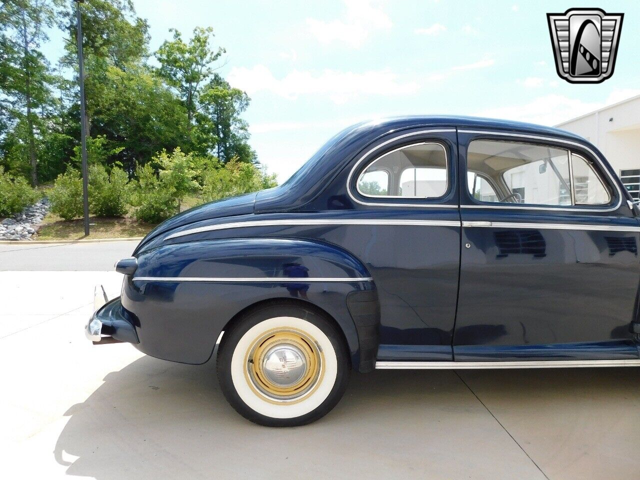 Ford-Deluxe-Coupe-1946-11