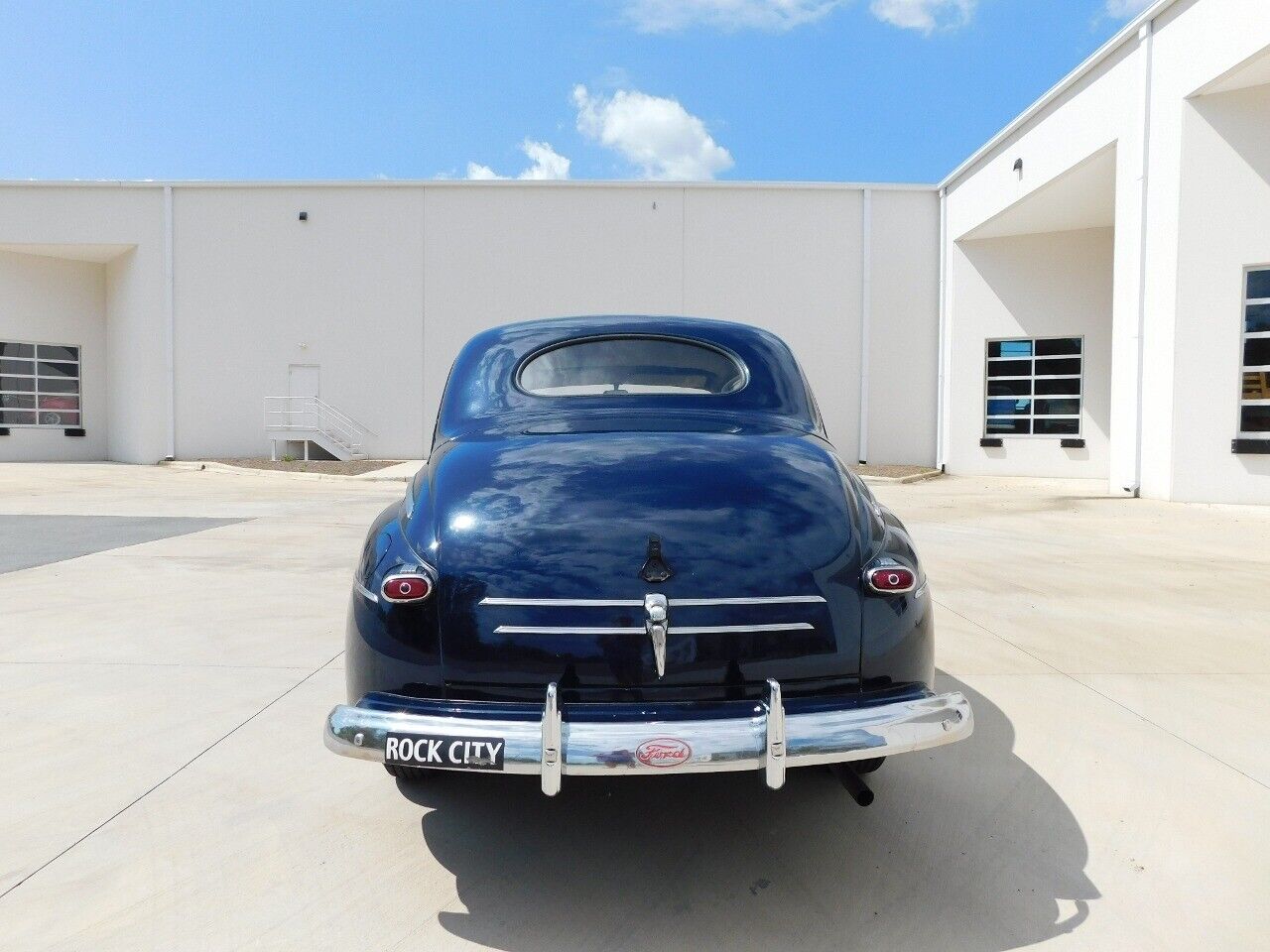 Ford-Deluxe-Coupe-1946-9