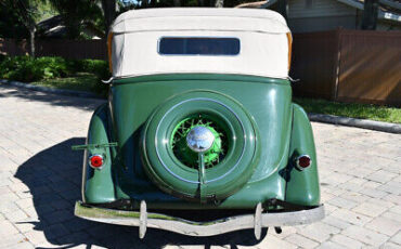 Ford-Deluxe-Phaeton-Cabriolet-1935-9