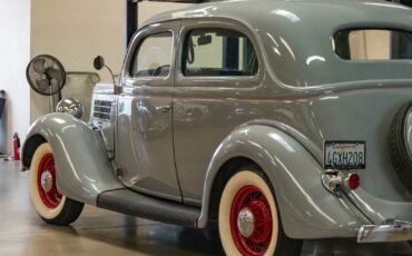 Ford-Deluxe-Tudor-1935-21