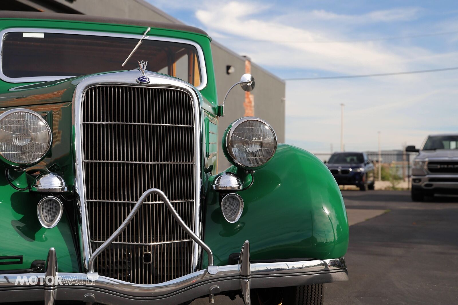 Ford-Deluxe-Wagon-Woodie-1935-14