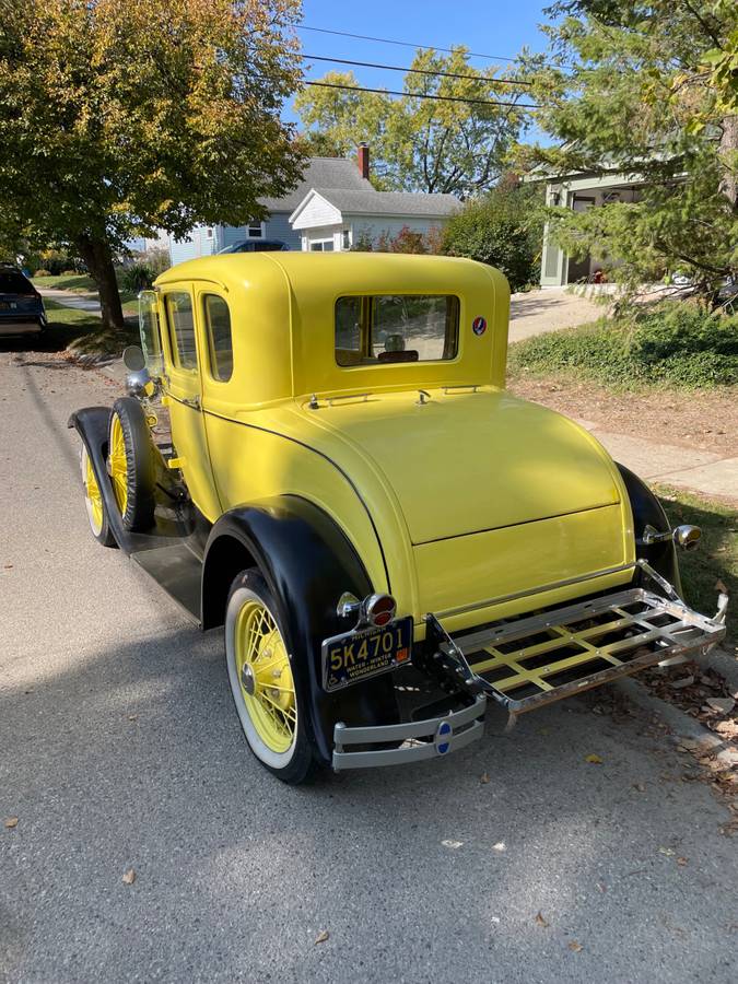 Ford-Deluxe-coupe-1930-18