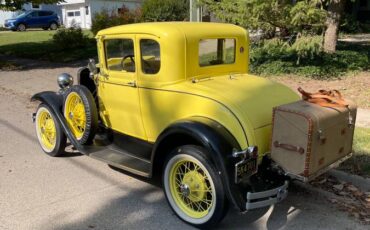 Ford-Deluxe-coupe-1930-6