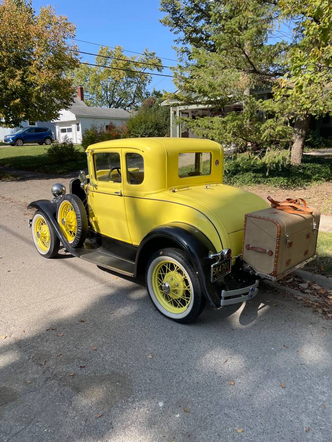 Ford-Deluxe-coupe-1930-6