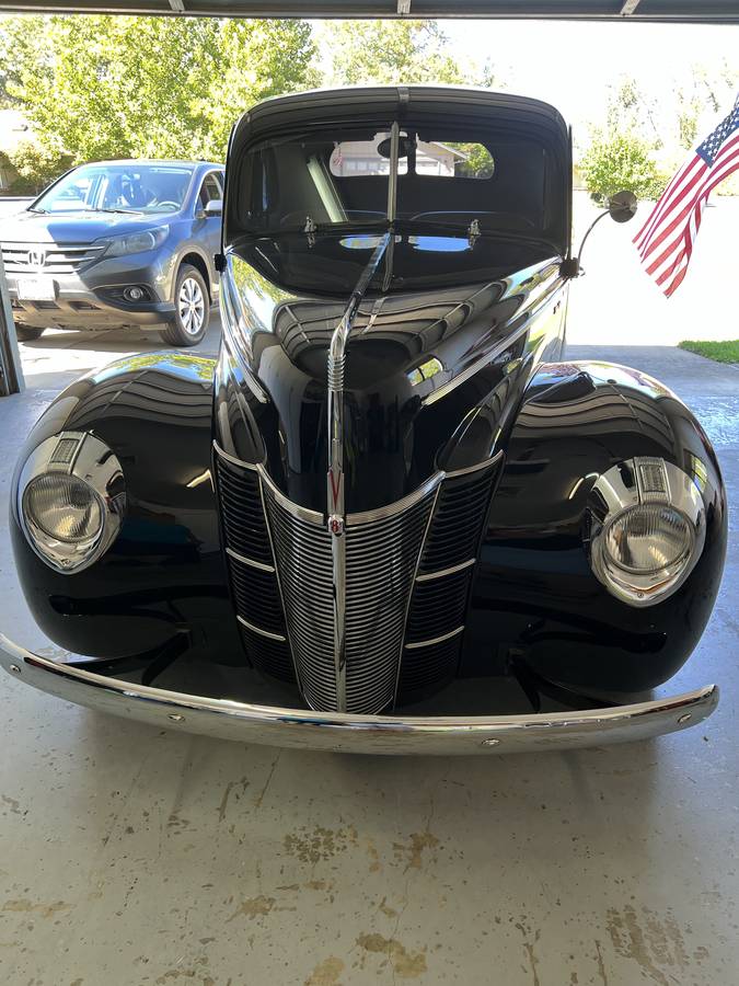 Ford-Deluxe-coupe-1940-1