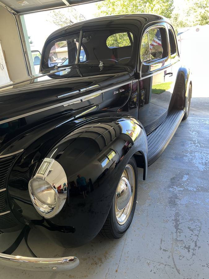 Ford-Deluxe-coupe-1940-11