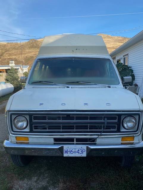 Ford-E-250-1978-7