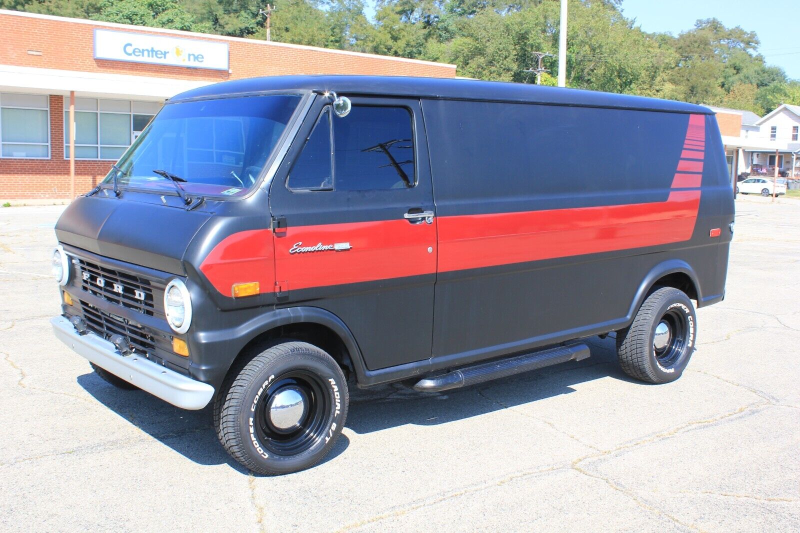 Ford E-Series Van  year1}