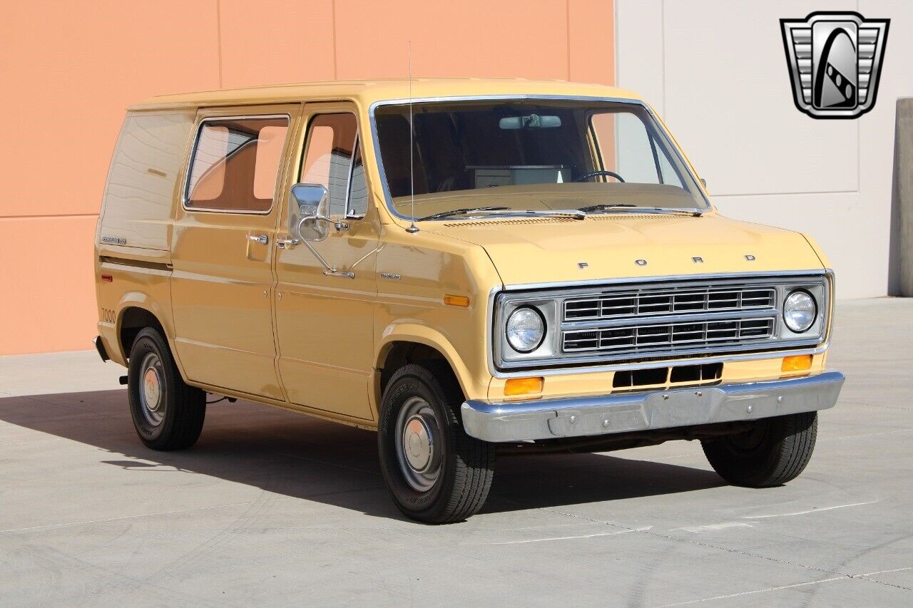 Ford-E-Series-Van-Cabriolet-1976-5