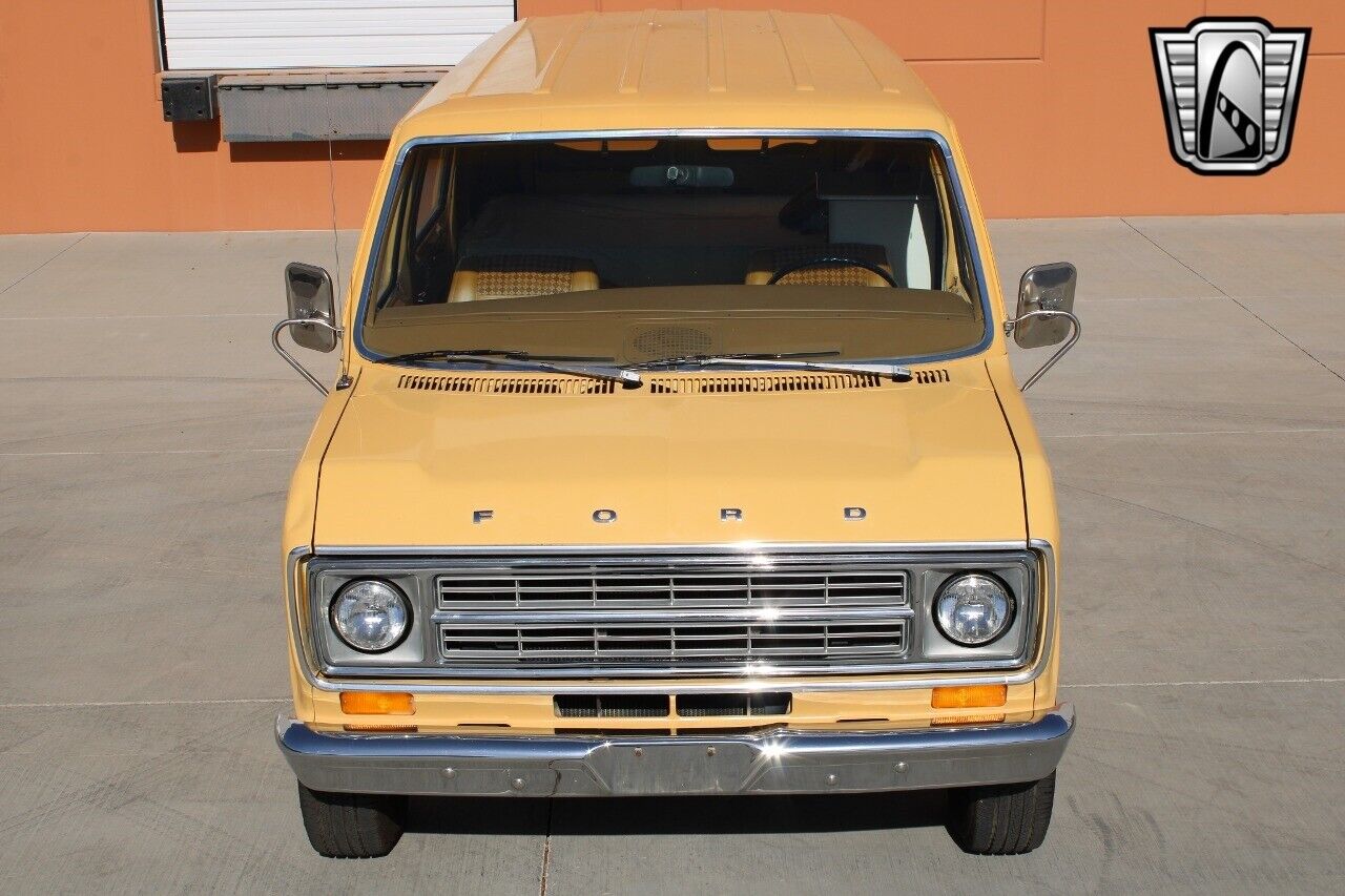 Ford-E-Series-Van-Cabriolet-1976-7