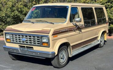 Ford-E-series-van-e150-1985-4