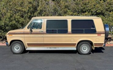 Ford-E-series-van-e150-1985-8