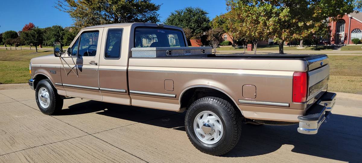 Ford-E250-diesel-1993-2