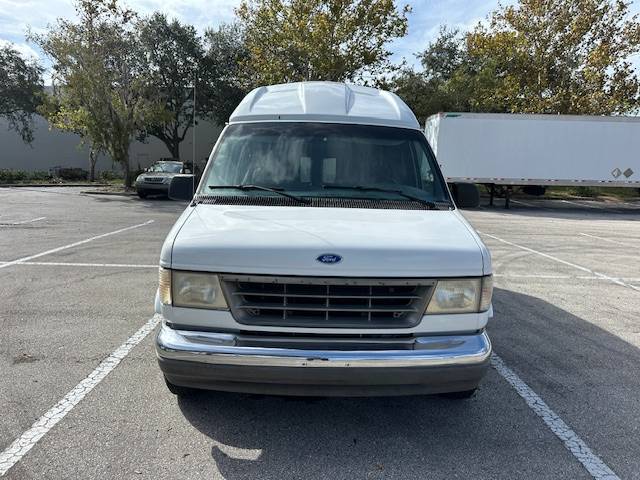 Ford-Econoline-e150-1994-2