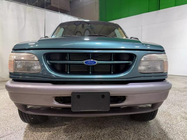 Ford-Explorer-SUV-1995-2