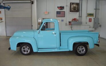 Ford F-100  1955