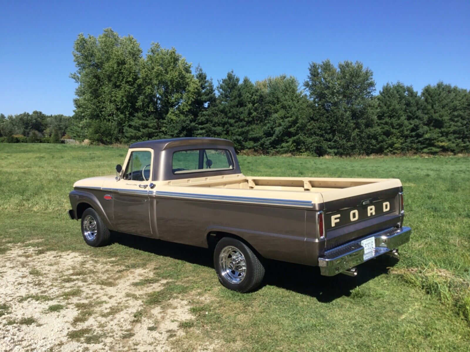 Ford-F-100-1966-22