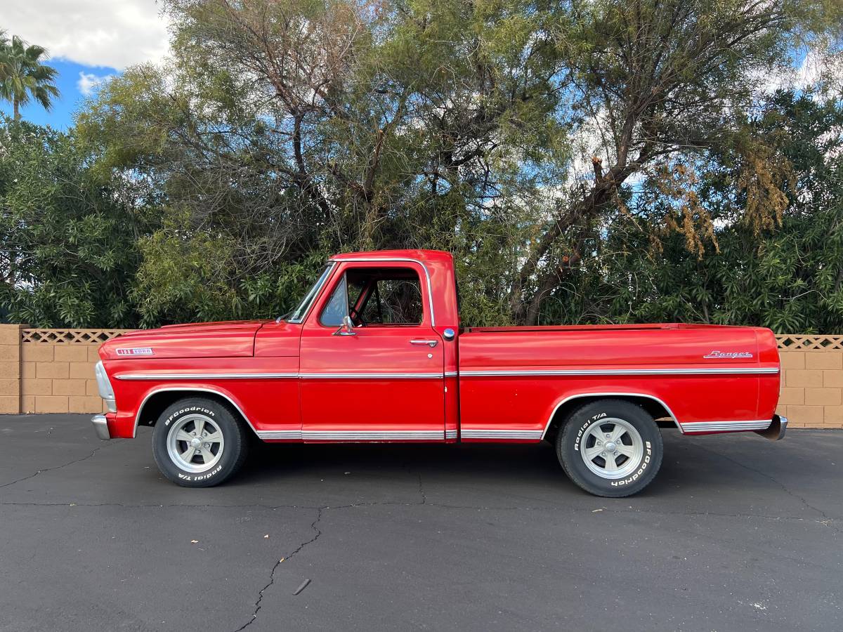 Ford-F-100-1967-2