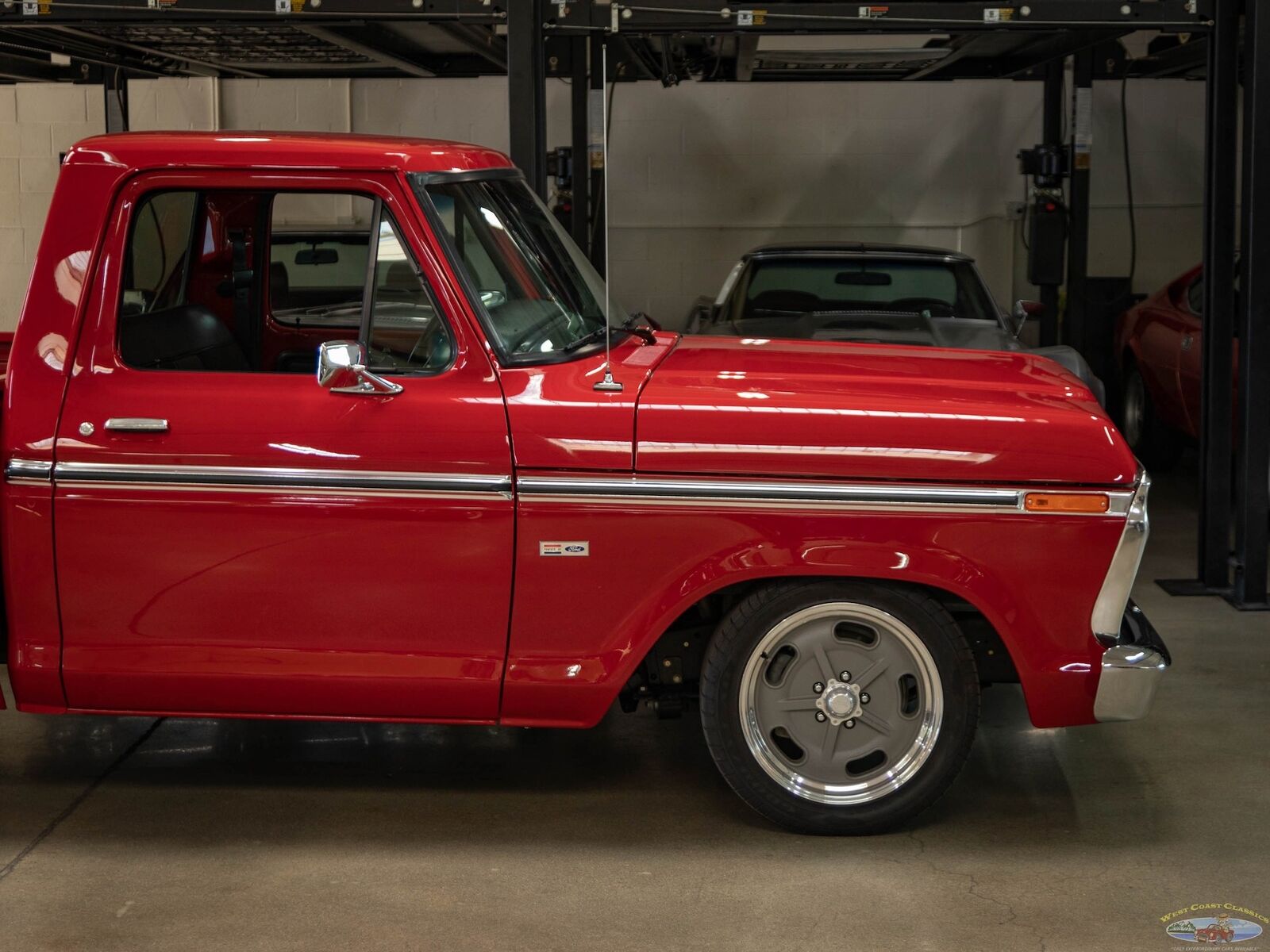 Ford-F-100-1973-3