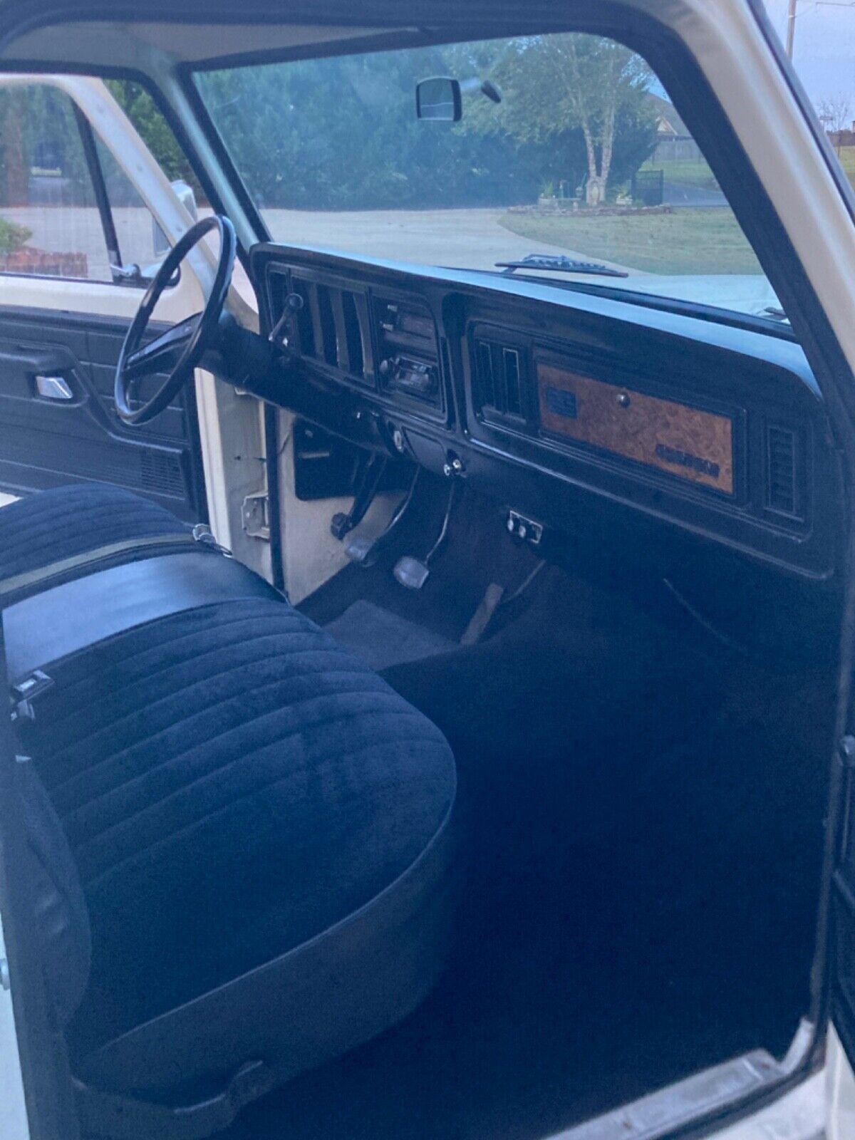 Ford-F-100-1978-9