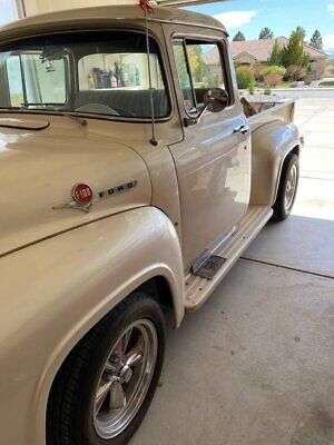 Ford-F-100-Pickup-1956-2