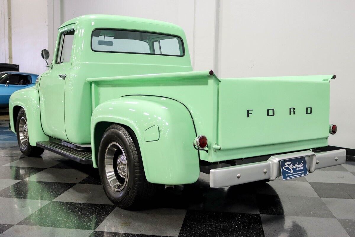 Ford-F-100-Pickup-1956-9