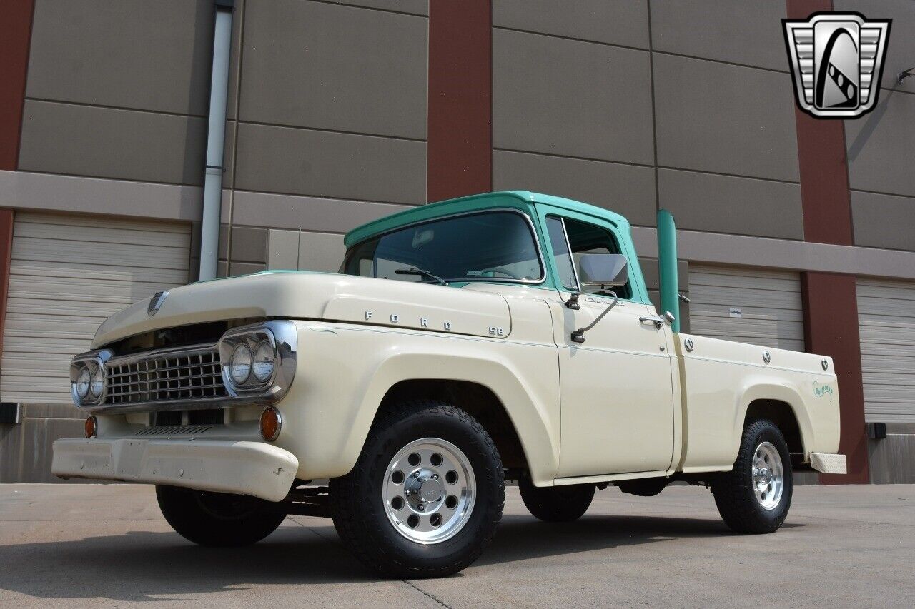 Ford-F-100-Pickup-1958-2