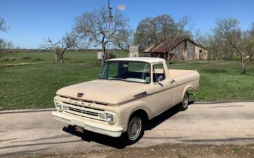 Ford-F-100-Pickup-1962-10