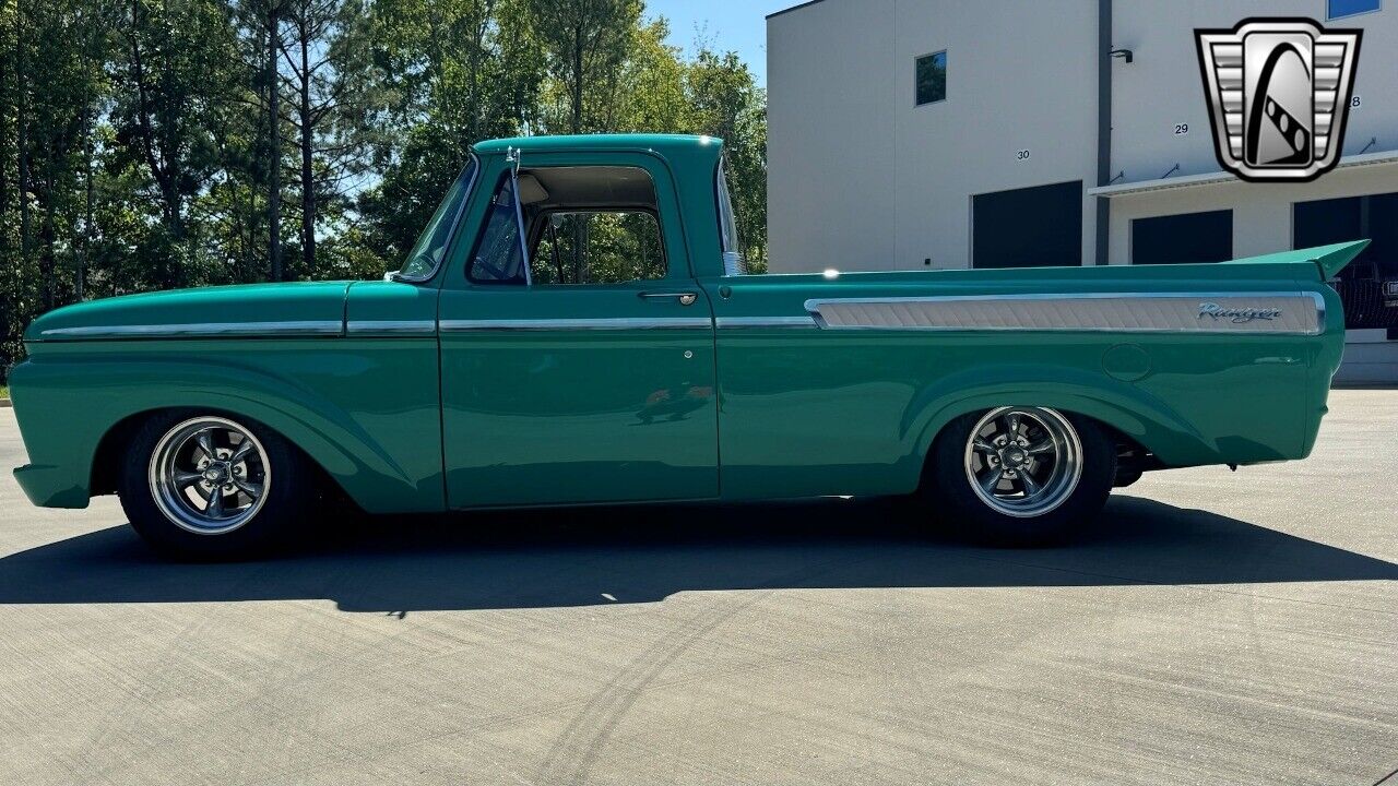 Ford-F-100-Pickup-1962-3