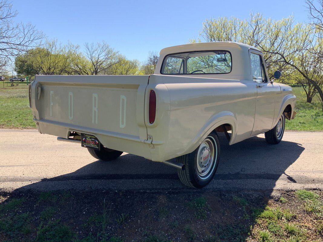 Ford-F-100-Pickup-1962-5