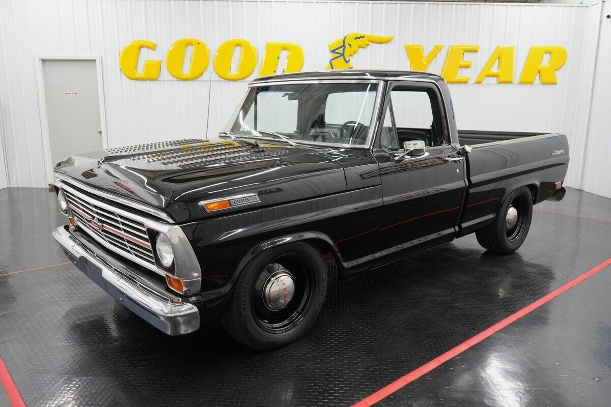 Ford-F-100-Pickup-1968-2