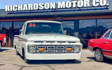 Ford-F-100-custom-cab-1964