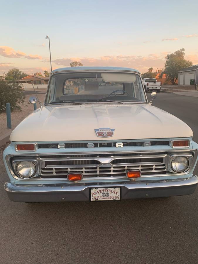 Ford-F-100-custom-cab-1965-12